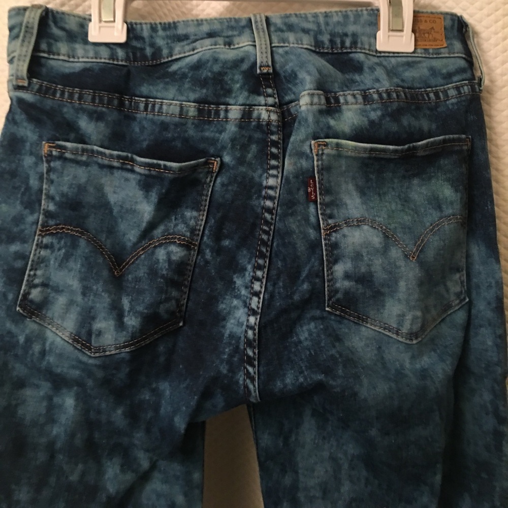 Levi's Women's Skinny Jeans in Tie-Dye Blue Wash